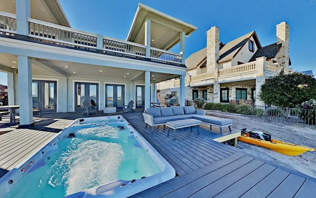 1231Swat 7 Bedroom Home