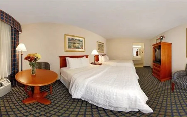Clarion Inn & Conference Center