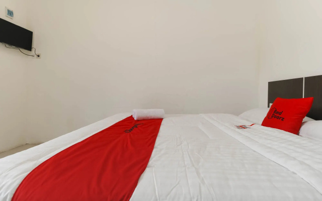 RedDoorz near Exit Toll Bogor