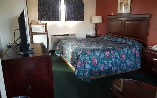 Town Chalet Motel