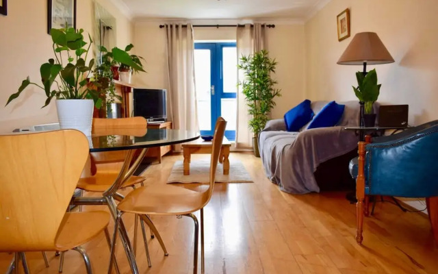 Charming 2 Bedroom Dublin City Centre Apartment