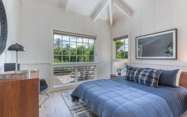 Camp Alealea 6 Bedroom Home by RedAwning