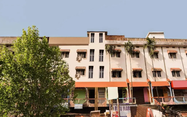 Nandan Lodge by OYO Rooms
