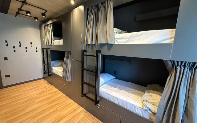 Mons Hostel