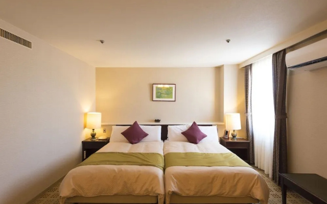 Sky Hotel Uozu