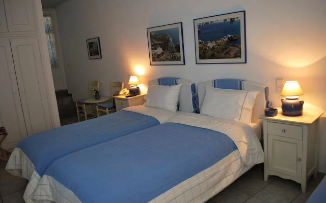 Anthousa Hotel
