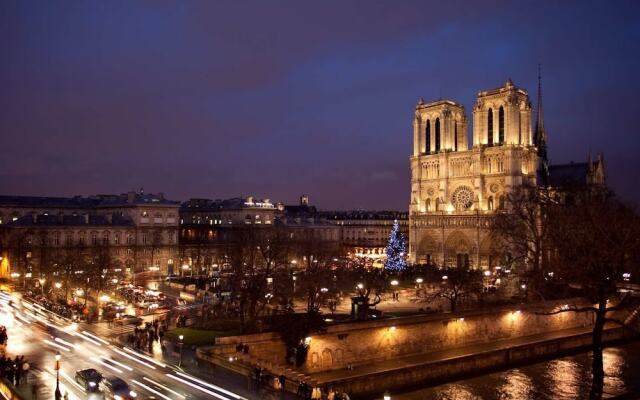 Отель Hôtel Le Notre Dame Saint Michel вид на фасад