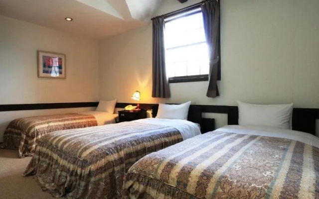 Petit Hotel Kanan