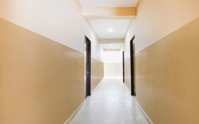 OYO 75136 Hotel Krishna