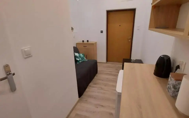 Little room 7