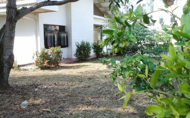 Mazz Homestay - Hostel вид на фасад