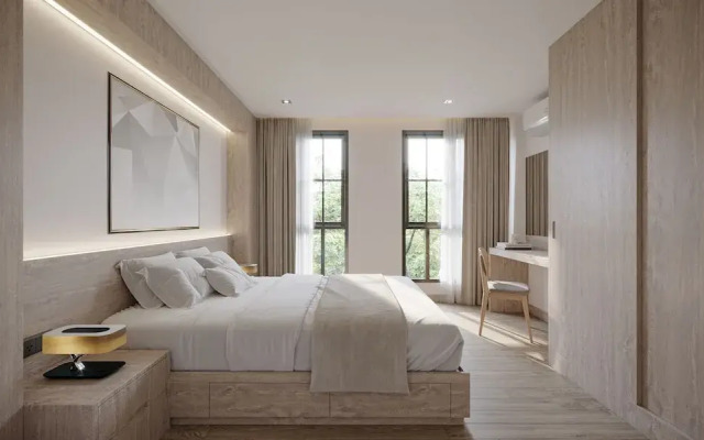 Leon Lasalle Hotel & Residences