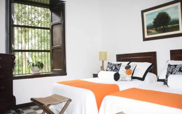 Hotel Hacienda El Roble