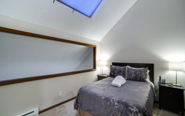 Mt Baker Lodging Condo 68 - Sleeps 4