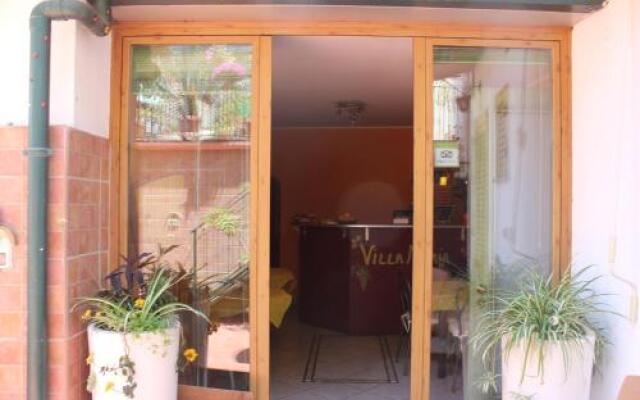 Отель B&B Villa Maria Таормина вид на фасад
