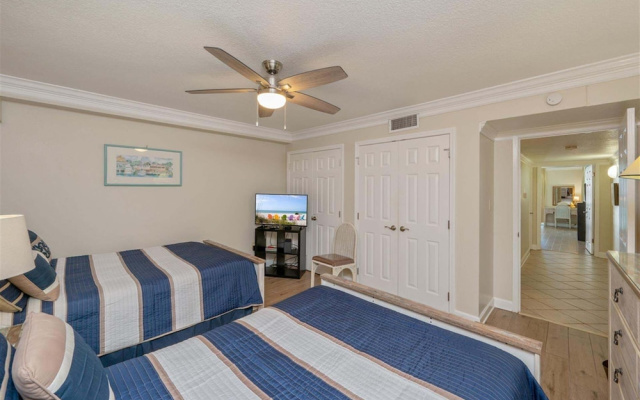 Shoreline Towers 2084 2 Bedroom Condo