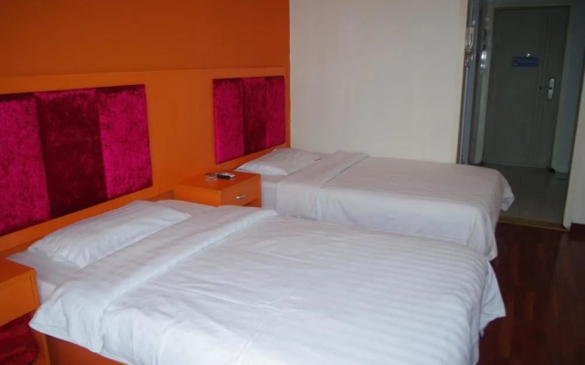 Lotel Chengdu Jinmao(丽加连锁酒店(成都金茂广场店))