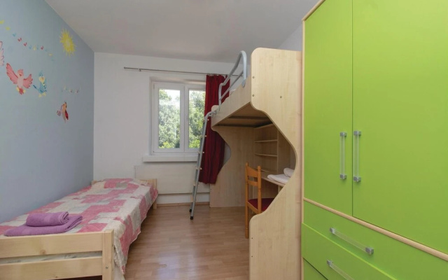 Stunning Home in Zrnovo With Wifi and 3 Bedrooms