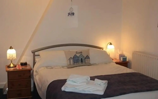 Lyndsay Guest House