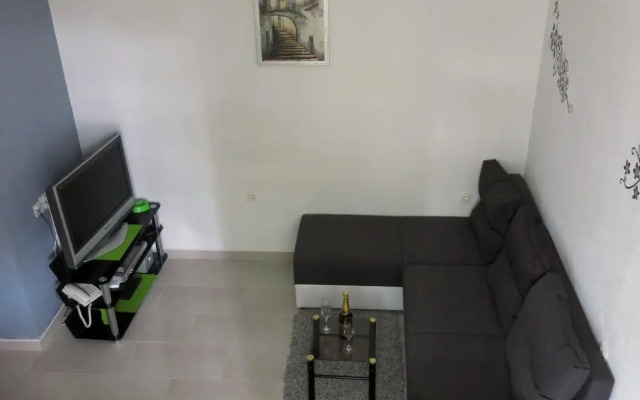 Apartment Mily