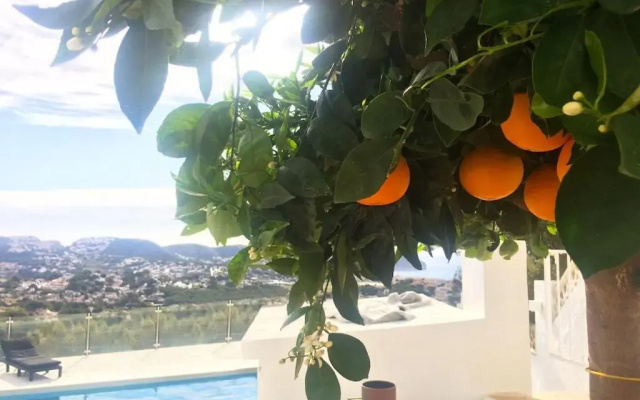 Casa Vida, Your Villa with Panoramic Sea Views in Moraira.
