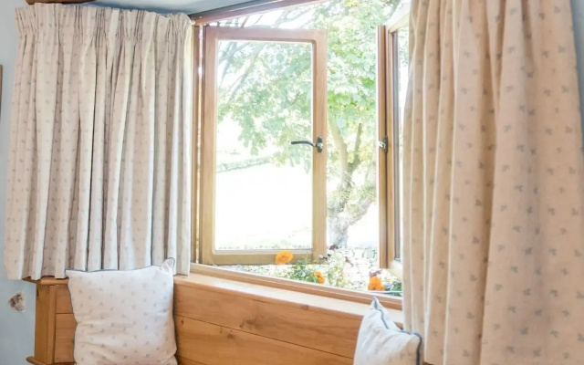 Wayside Cottage