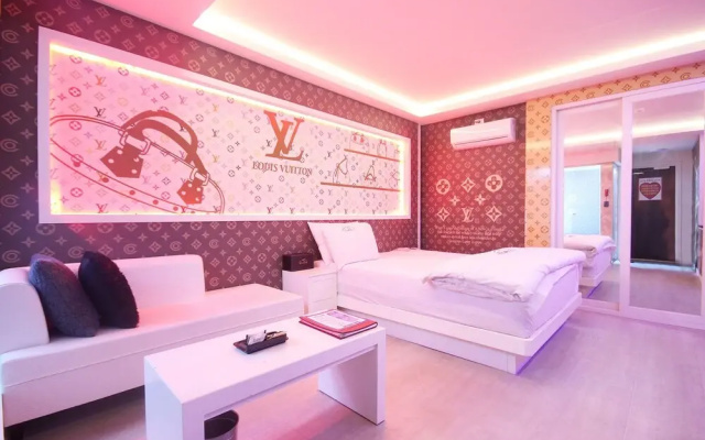 Gyeongsan Jjak Self Check-in Motel
