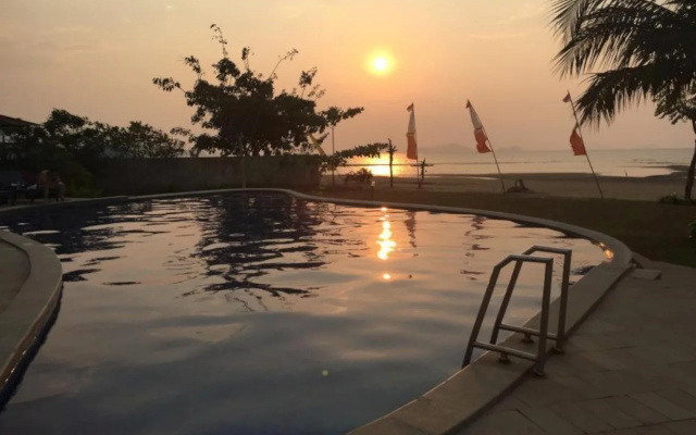 Luwansa Beach Hotel