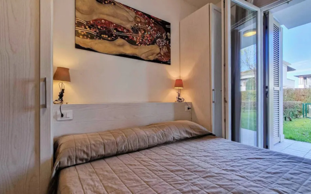 Wonderful Flat With Solarium and Swimming Pools