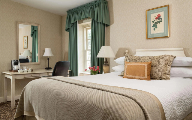 Linden Row Inn