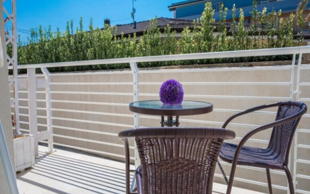 Corallo Apartment On Sea Shore