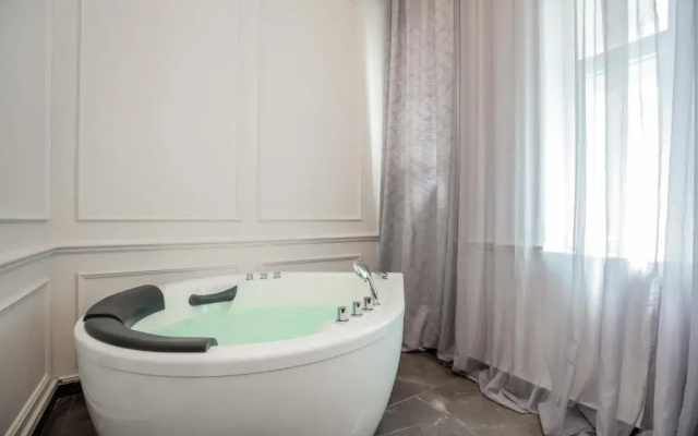 Ben Akiba Luxury Suites