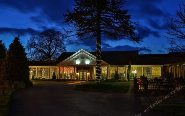 The Bridge Hotel and Spa вид на фасад