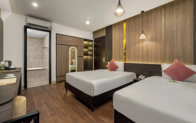 ELC Luxury Hotel Danang - An Thuong Walkin Street
