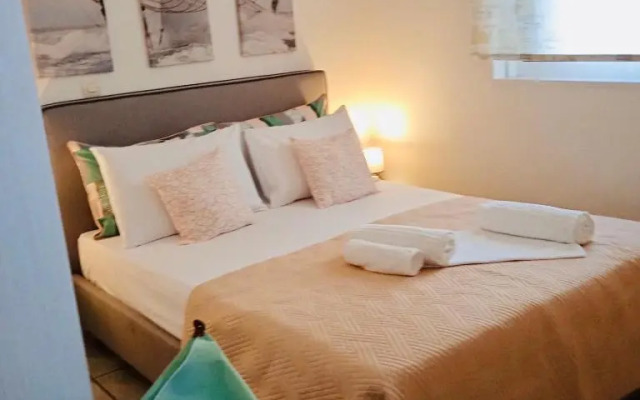Balsam suite - 50m to the beach