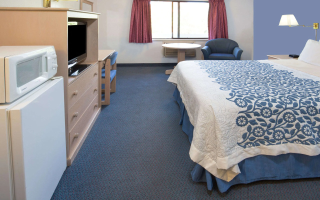 Quality Inn Montgomery - Lake Conroe