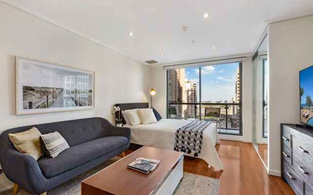 Sydney Cbd Self Contained Modern Studio Apartment