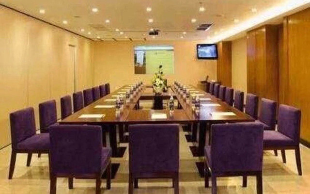 A25 Premium Hotel - 180 Nguyen Trai