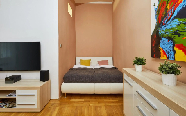 Cozy Flat in Old Town by Prague Days