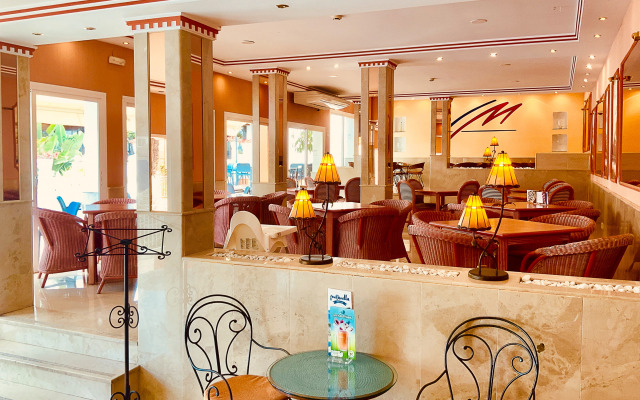 Marbella Resort 9