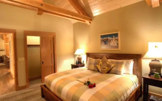 Lodges at Cannon Beach
