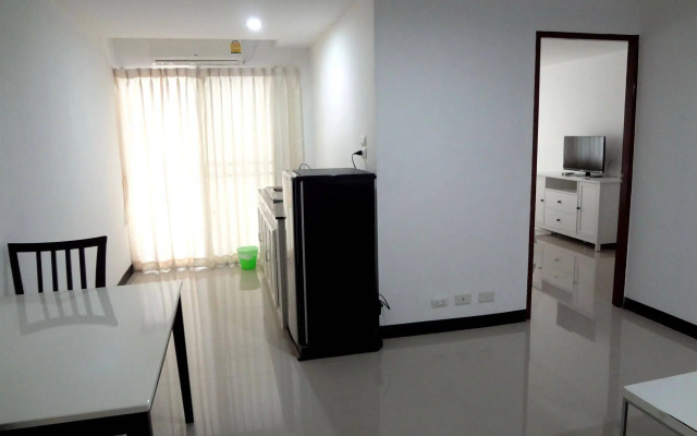 M Plus 2 Apartments