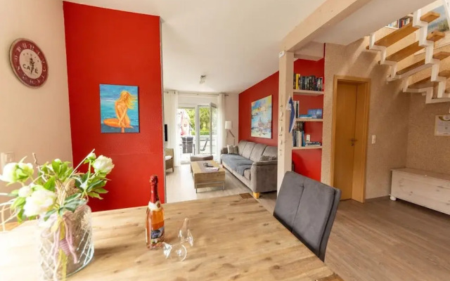 Modernes Ferienhaus mit Sauna in Wiek am Meer