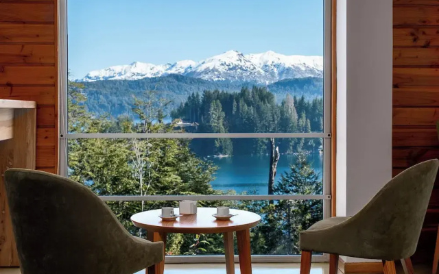 Bahía Montaña Hotel