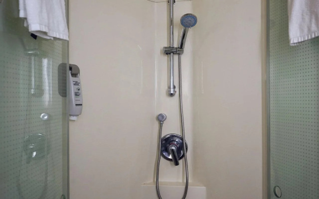 ibis Shanghai Lianyang