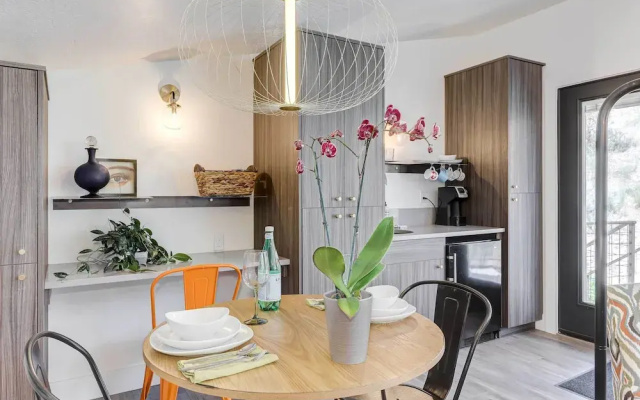 Stylish & Modern Boise Studio w/ Foothills Views!