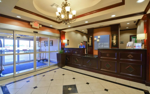 Holiday Inn Express Hotel  Suites Terrell