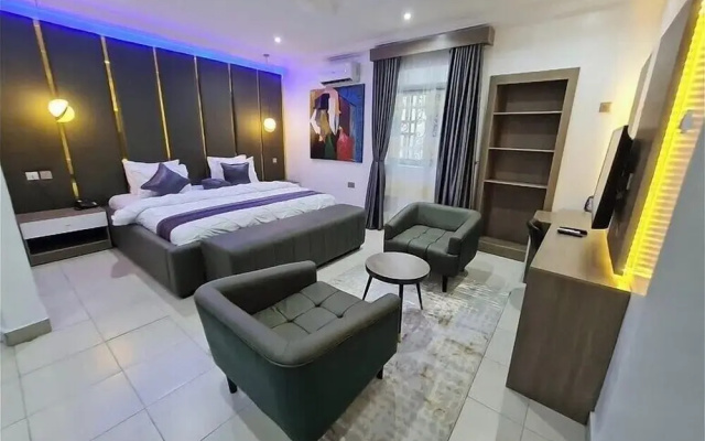 Linea Recta Apartment