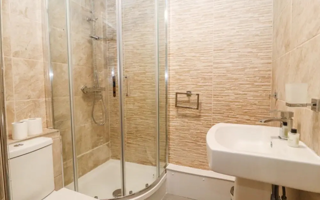 Blue Lion Hotel Apartment
