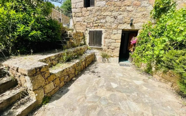 PAISIBLE HOLIDAYS for 4 Gîte 60 m with GARDEN !